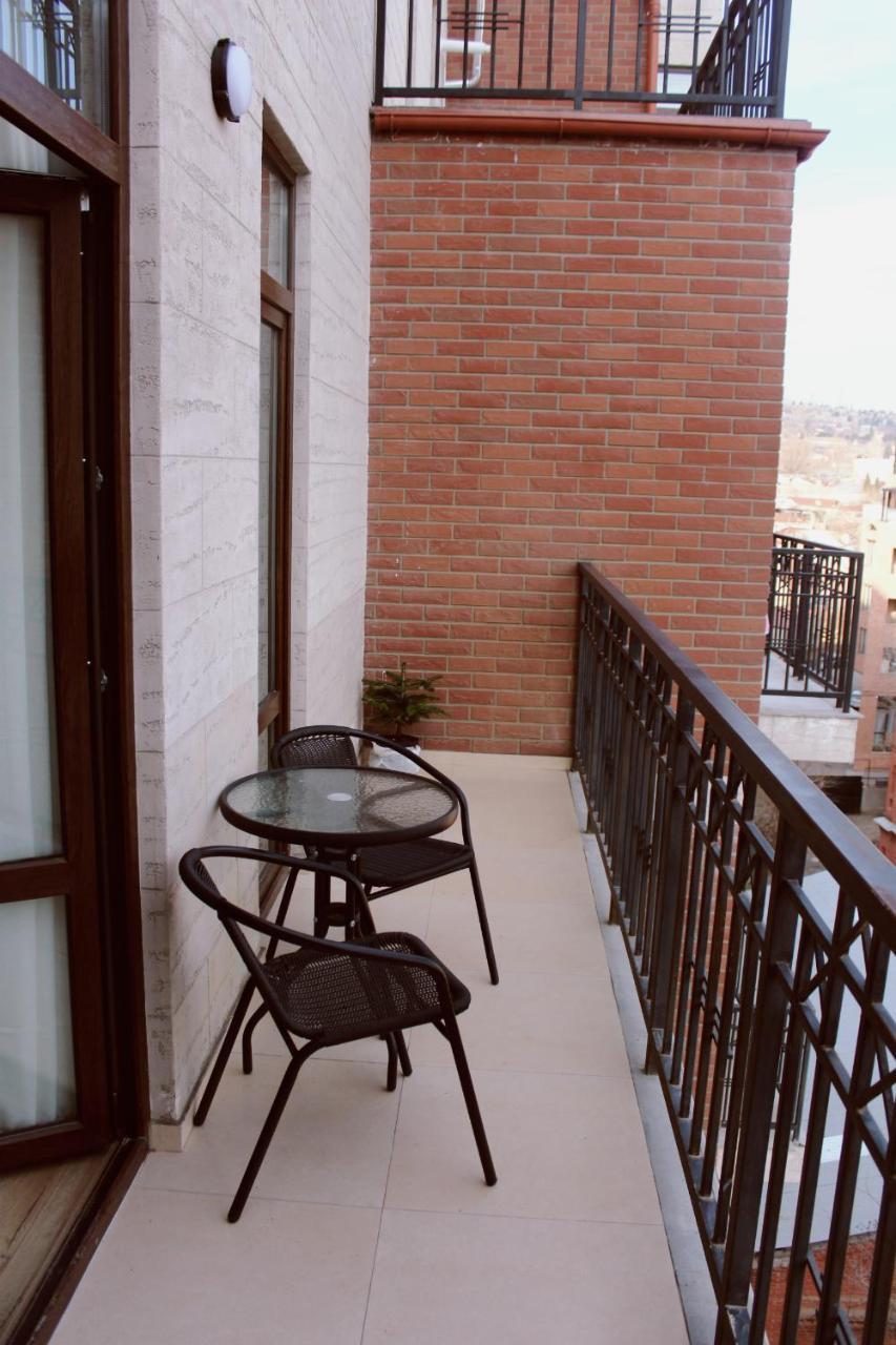 Like Apartment Tbilissi Extérieur photo
